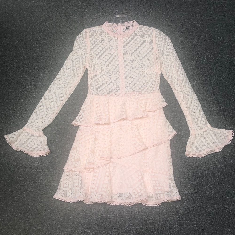 Entry long sleeve Lacey dress